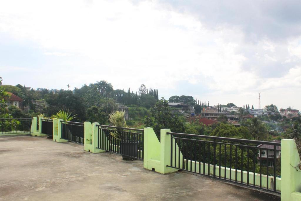 Graha Widjaja Hotel Puncak Exterior photo